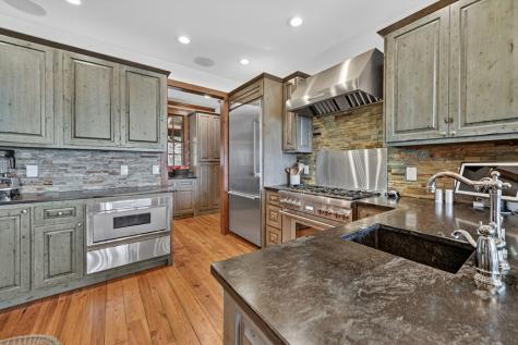 454 Genessee Path Blue Ridge GA 30513