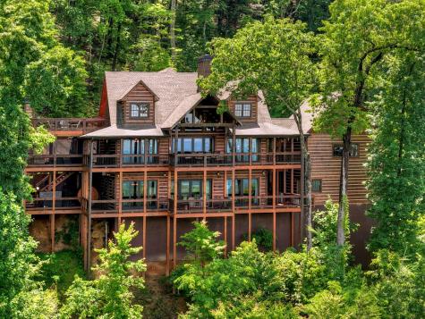 454 Genessee Path Blue Ridge GA 30513