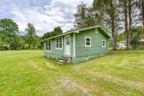 233 Messer Road (3) Warne NC 28909