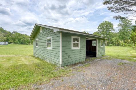 233 Messer Road (3) Warne NC 28909