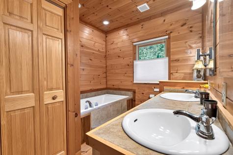 23 Dolores Drive Mineral Bluff GA 30559