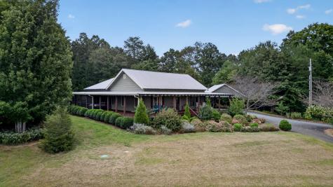 210 W Pierceville Road Mccaysville GA 30555