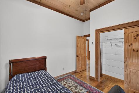 210 W Pierceville Road Mccaysville GA 30555