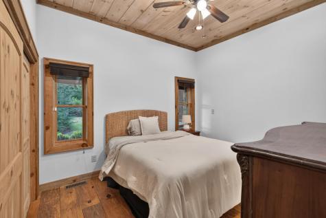210 W Pierceville Road Mccaysville GA 30555