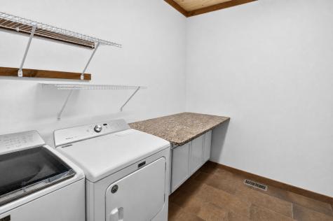 210 W Pierceville Road Mccaysville GA 30555