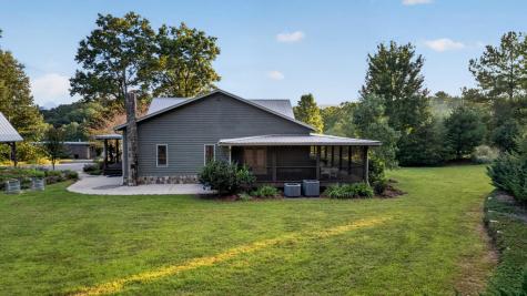 210 W Pierceville Road Mccaysville GA 30555