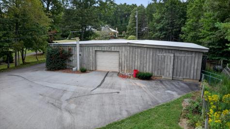 210 W Pierceville Road Mccaysville GA 30555