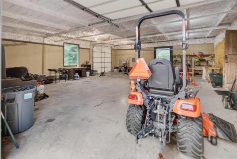 210 W Pierceville Road Mccaysville GA 30555