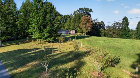 210 W Pierceville Road Mccaysville GA 30555