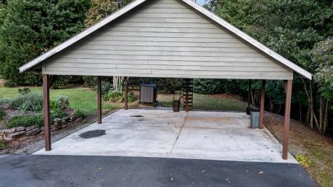 210 W Pierceville Road Mccaysville GA 30555