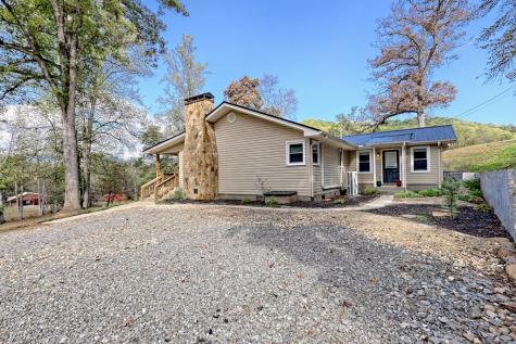 1306 Hot House Road Hayesville NC 28904