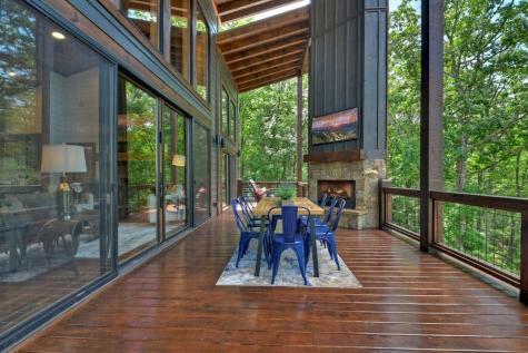 590 Deer Crest Road Blue Ridge GA 30513