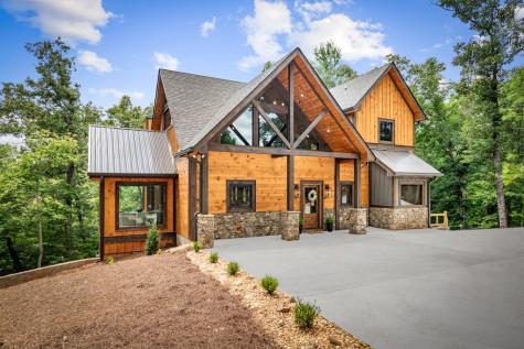 32 Hope Drive Blue Ridge GA 30513