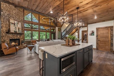 32 Hope Drive Blue Ridge GA 30513