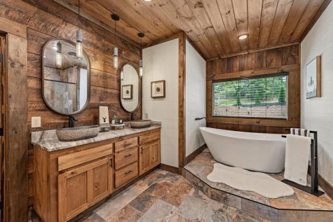 32 Hope Drive Blue Ridge GA 30513