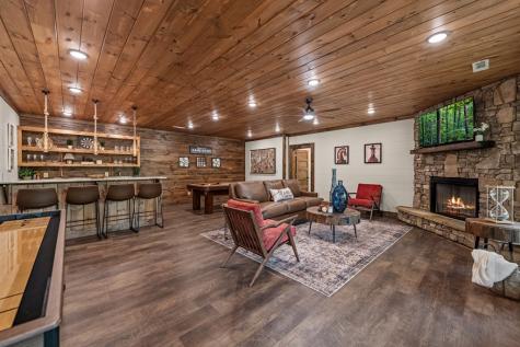 32 Hope Drive Blue Ridge GA 30513