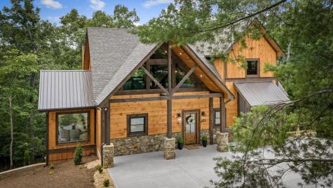 32 Hope Drive Blue Ridge GA 30513