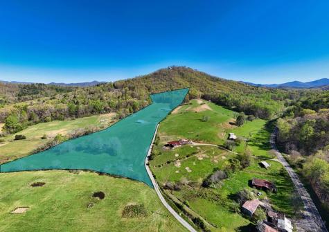 1735 Downings Creek Road Hayesville NC 29804