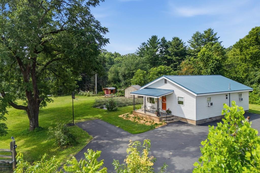 6 Ledford Chapel Road Hayesville NC 28904