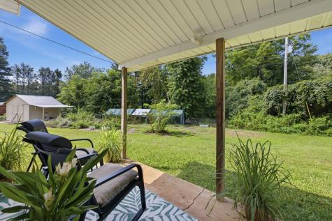 6 Ledford Chapel Road Hayesville NC 28904