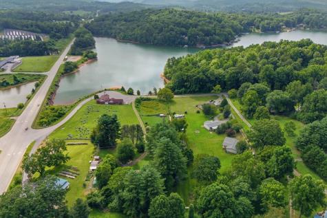 6 Ledford Chapel Road Hayesville NC 28904