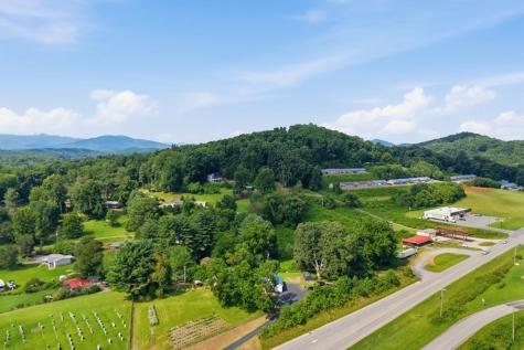 6 Ledford Chapel Road Hayesville NC 28904