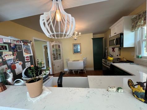 131 Hillcrest Drive Mccaysville GA 30555