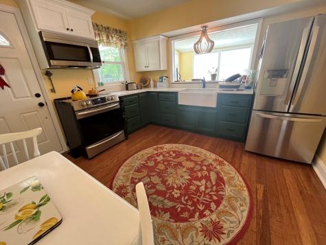 131 Hillcrest Drive Mccaysville GA 30555