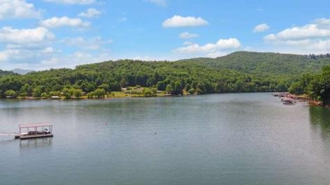 561 Long View Drive Hiawassee GA 30546