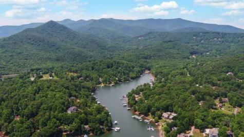 561 Long View Drive Hiawassee GA 30546