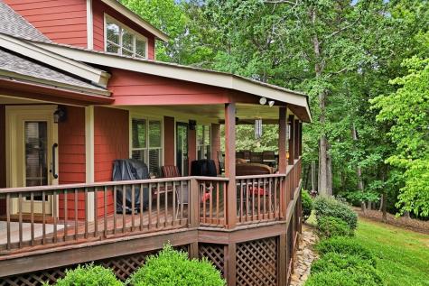 1110 Chatsworth Highway Ellijay GA 30540