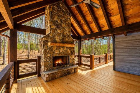 78 Hilltop Way Mineral Bluff GA 30559