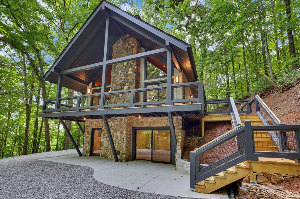 1583 Spring Cove Road Blairsville GA 30512