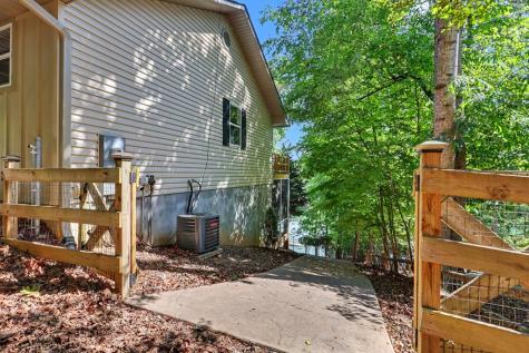 456 Deaver Cove Road Blairsville GA 30512