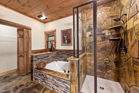 169 Walnut Mountain Road Ellijay GA 30540