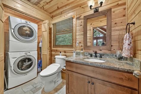 1579 Mangums Trail Blue Ridge GA 30513