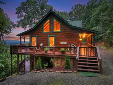 1579 Mangums Trail Blue Ridge GA 30513