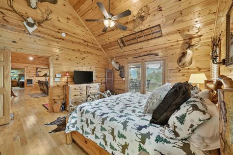 1579 Mangums Trail Blue Ridge GA 30513