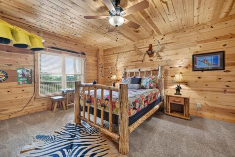 1579 Mangums Trail Blue Ridge GA 30513