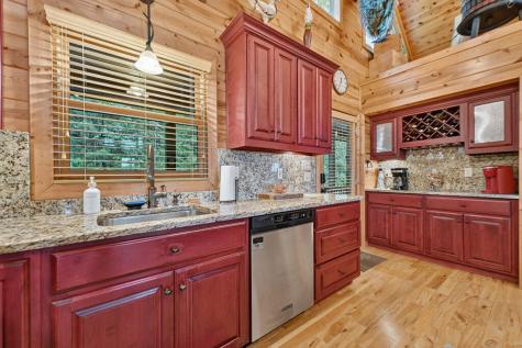 1579 Mangums Trail Blue Ridge GA 30513