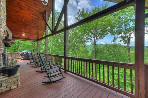 1579 Mangums Trail Blue Ridge GA 30513
