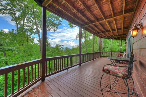 1579 Mangums Trail Blue Ridge GA 30513