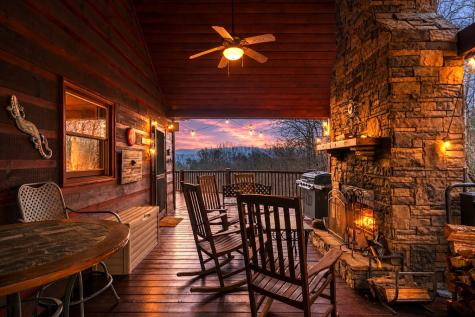 97 Fox Mountain Crossing Blue Ridge GA 30513