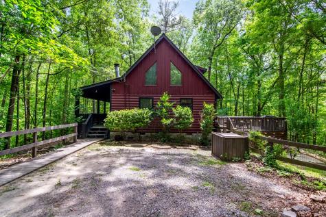 317 North Pine Road Ellijay GA 30536