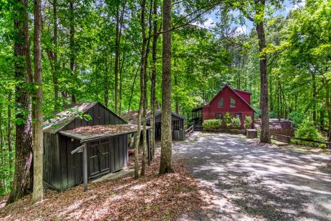 317 North Pine Road Ellijay GA 30536