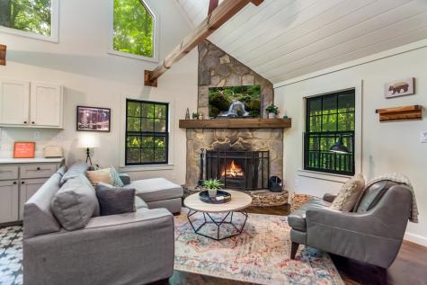317 North Pine Road Ellijay GA 30536