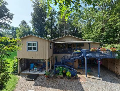 35 Chatuge Village Drive Hayesville NC 29804