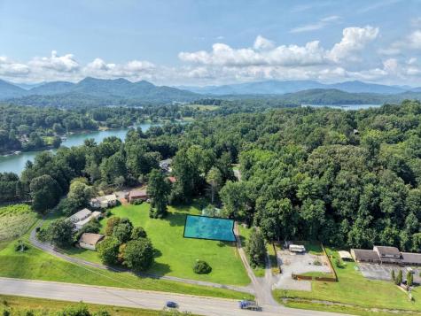 35 Chatuge Village Drive Hayesville NC 29804