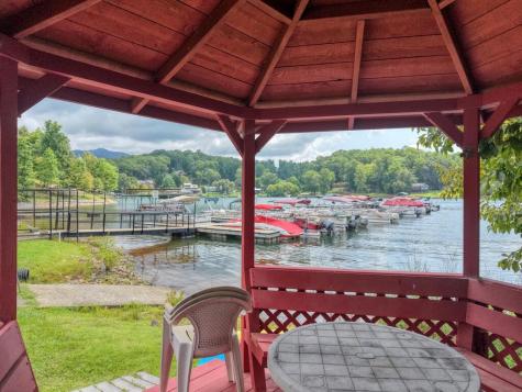 35 Chatuge Village Drive Hayesville NC 29804