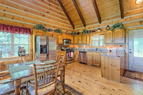 684 Kanuga Street Hiawassee GA 30546
